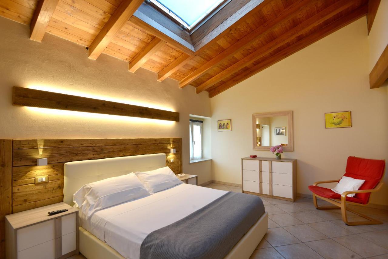 Antiche Rive Holidays Apartments Salò Zewnętrze zdjęcie