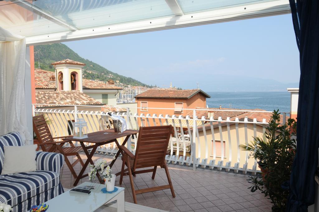 Antiche Rive Holidays Apartments Salò Pokój zdjęcie