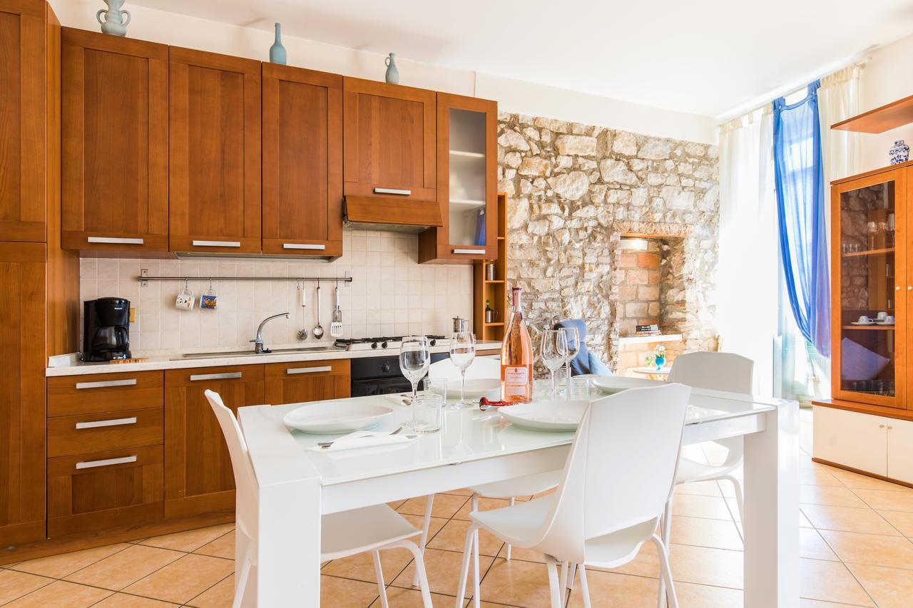 Antiche Rive Holidays Apartments Salò Zewnętrze zdjęcie