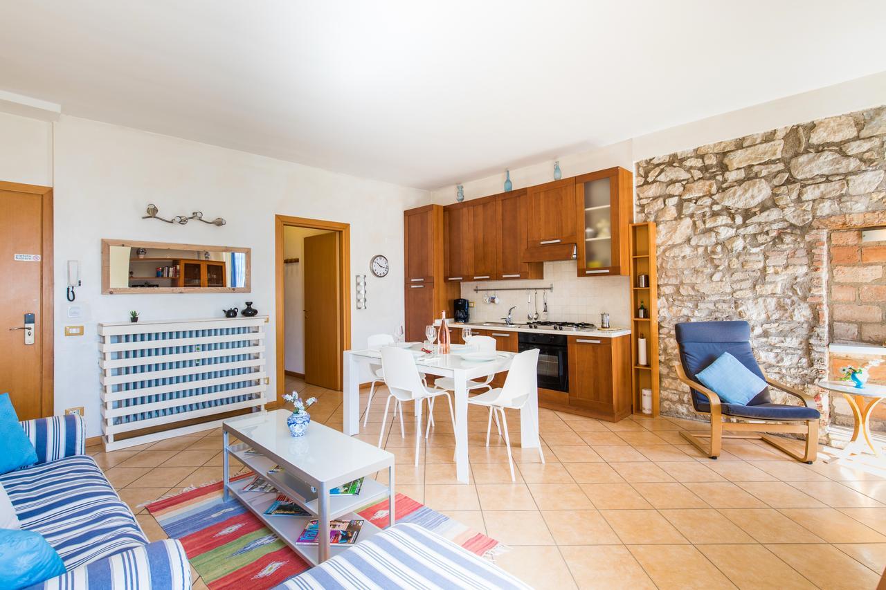Antiche Rive Holidays Apartments Salò Zewnętrze zdjęcie